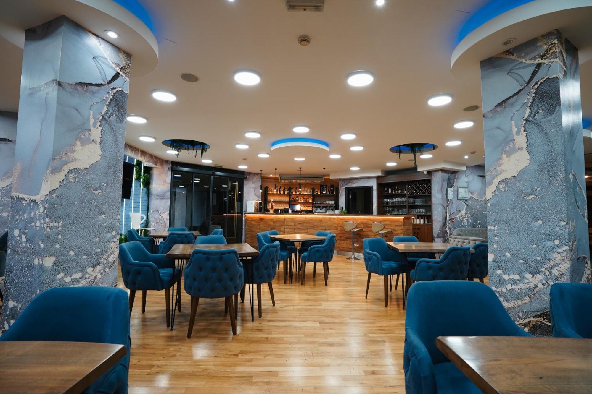 Hotel Sumadija Belgrad Exteriör bild