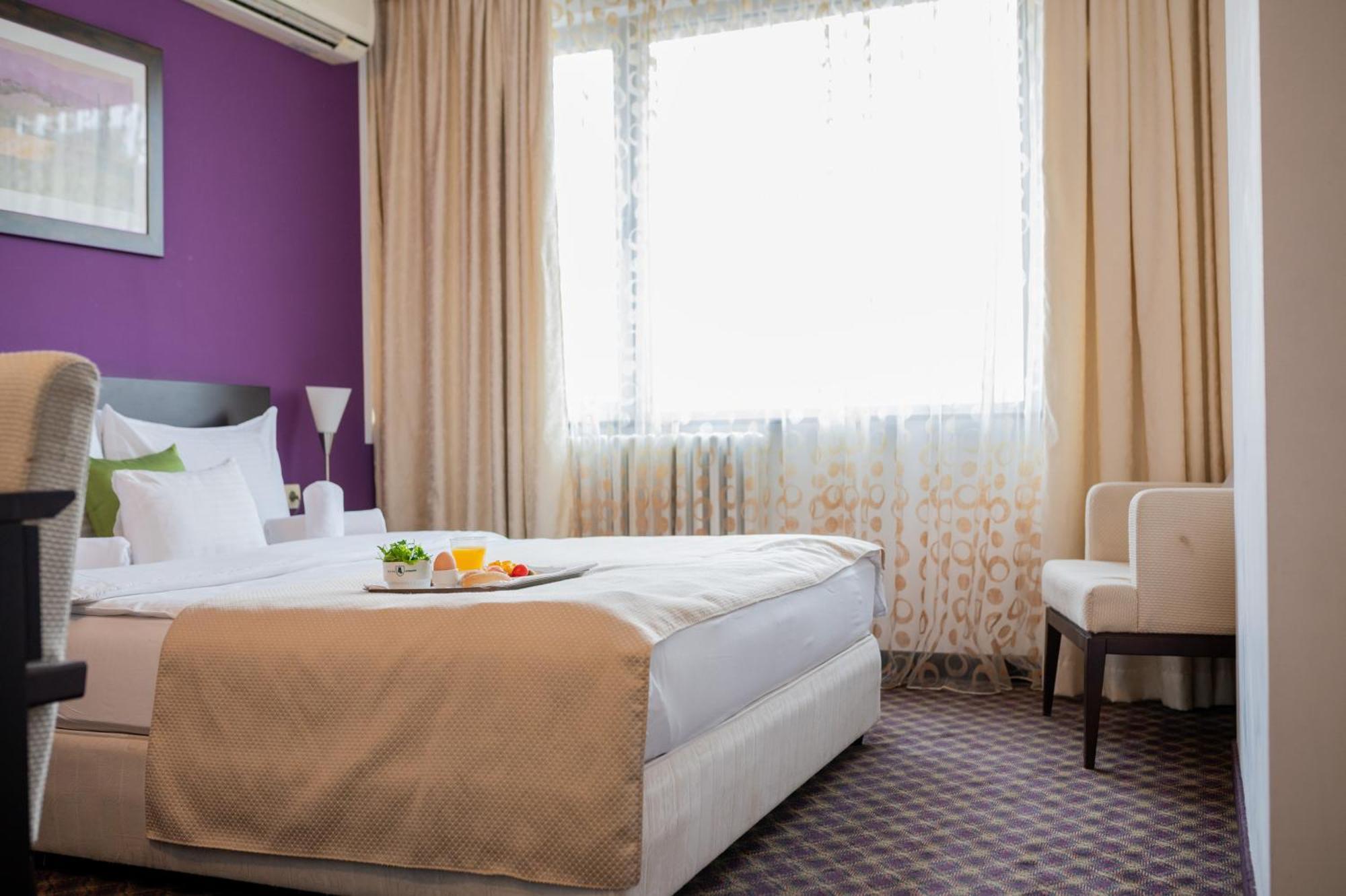 Hotel Sumadija Belgrad Rum bild