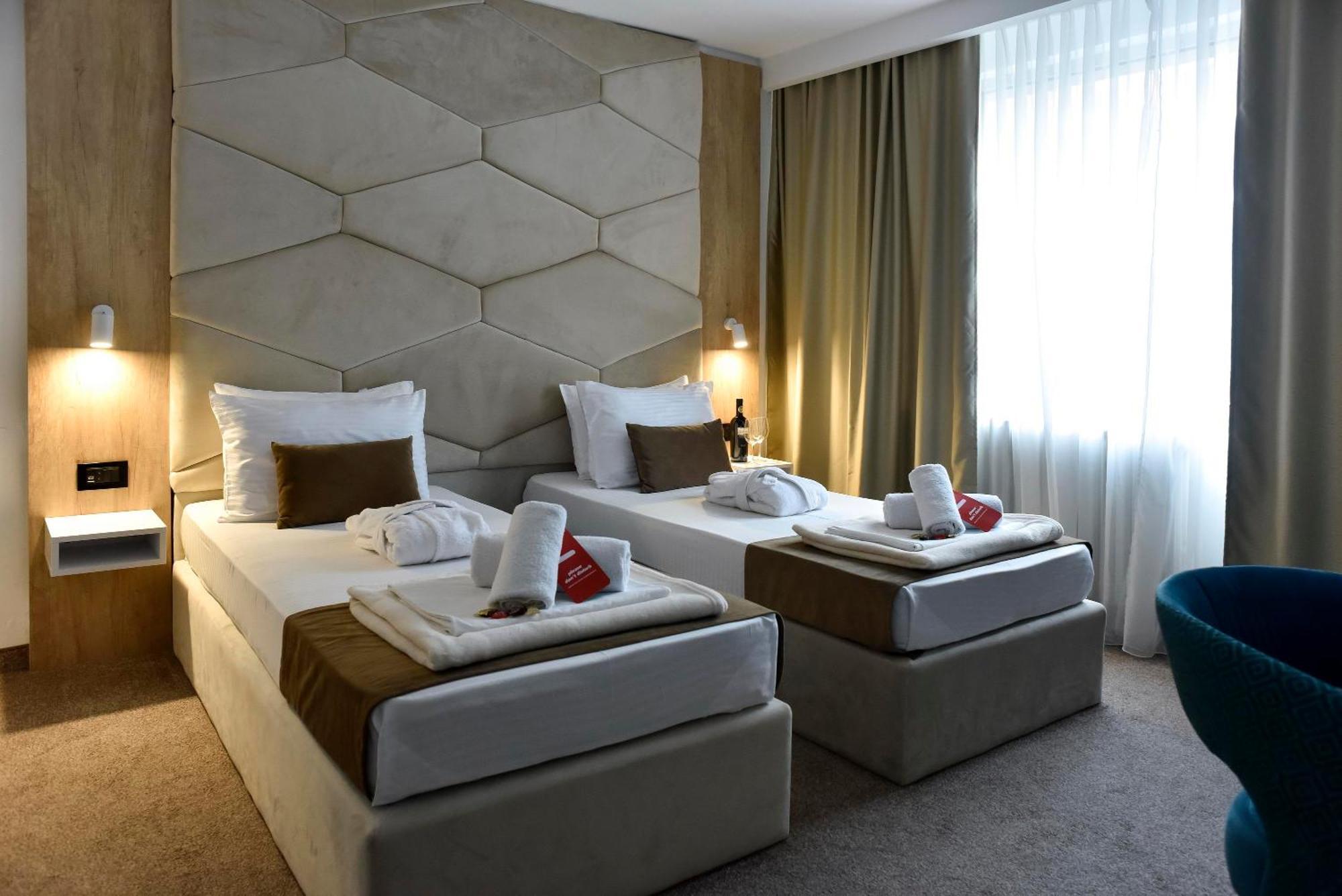 Hotel Sumadija Belgrad Exteriör bild