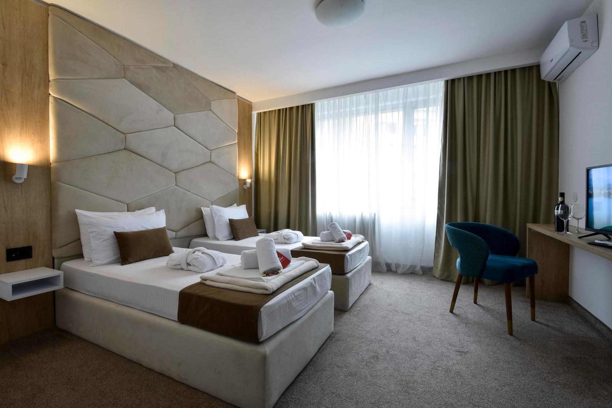 Hotel Sumadija Belgrad Exteriör bild